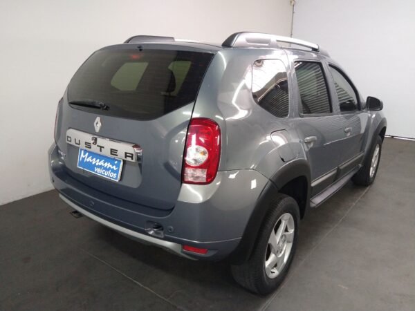 RENAULT DUSTER DYNAMIQUE 1.6 MT FLEX - Image 15