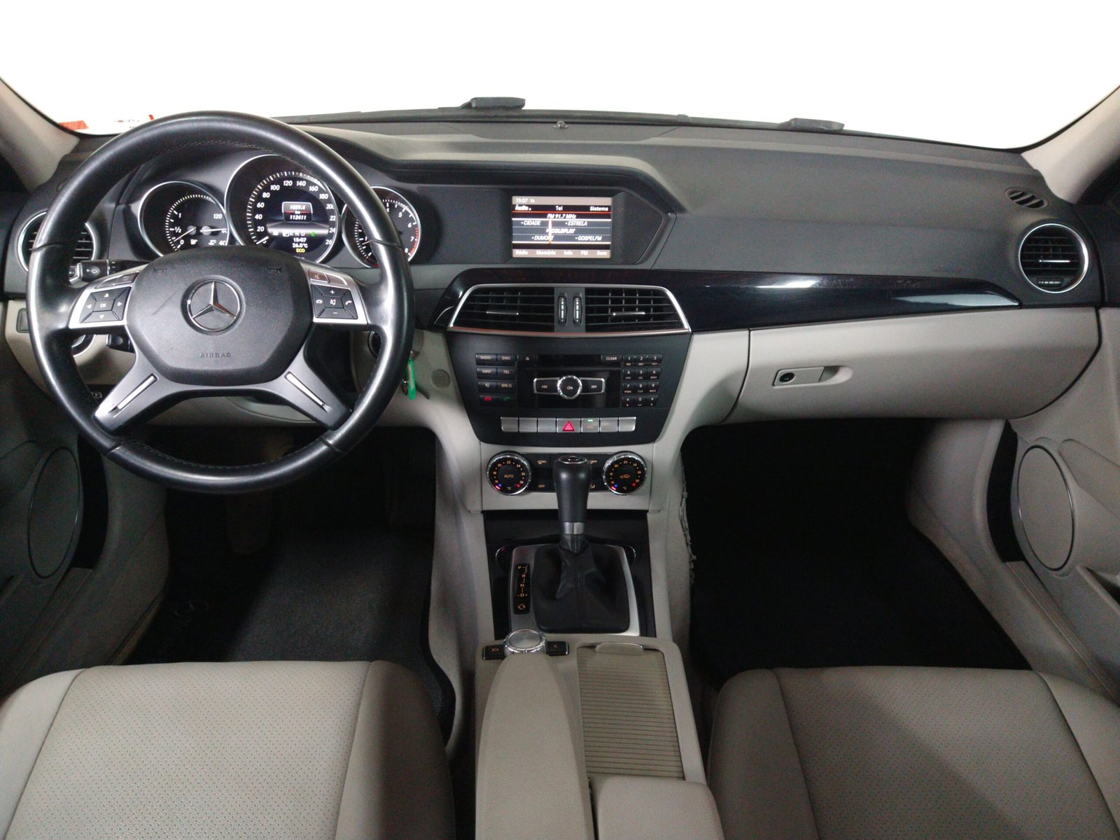 MERCEDES BENS C180 CGI SPORT 1.6 TURBO 4 PORTA AUTOMATICO - Imagem 6