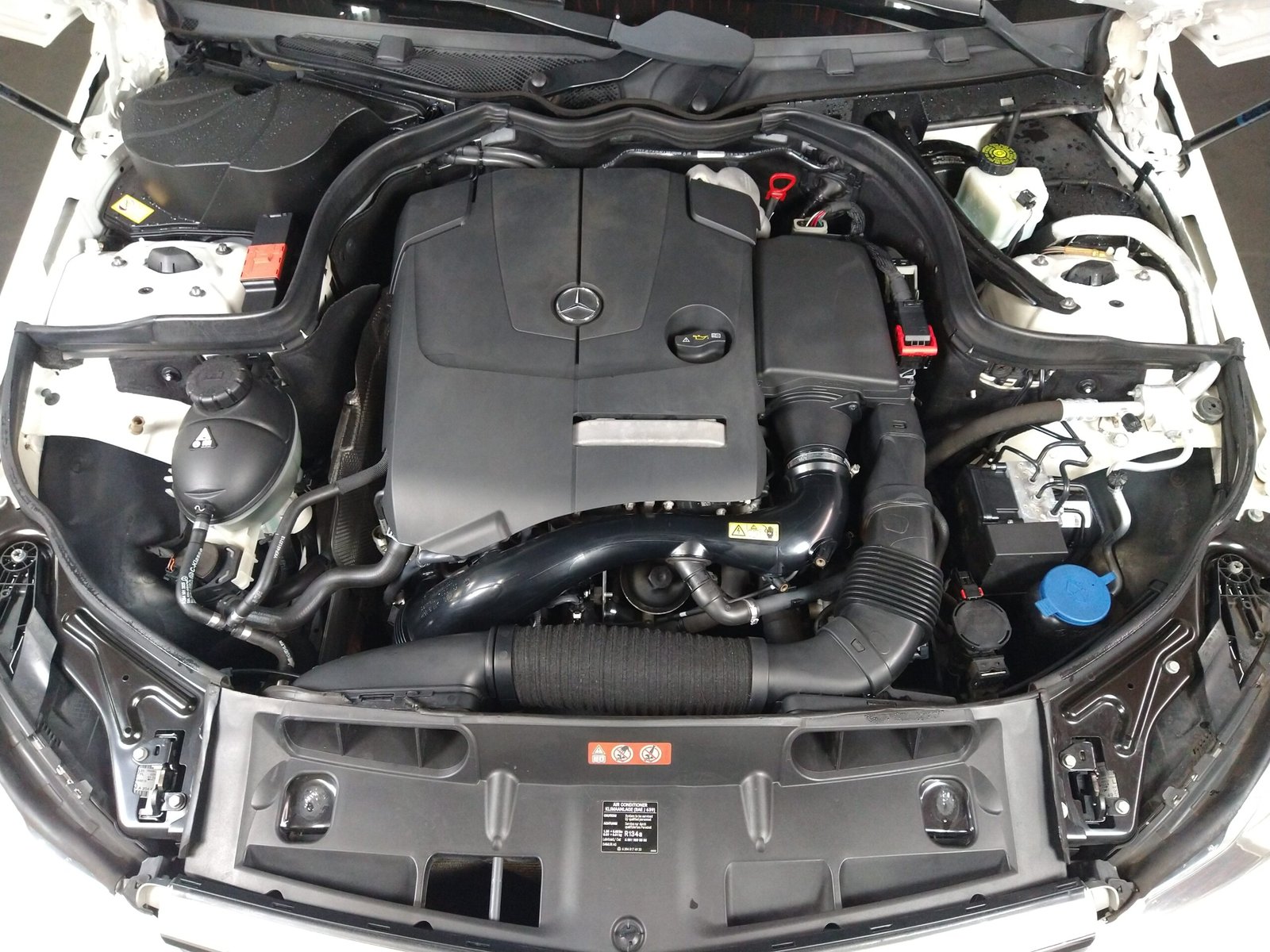 MERCEDES BENS C180 CGI SPORT 1.6 TURBO 4 PORTA AUTOMATICO - Imagem 18