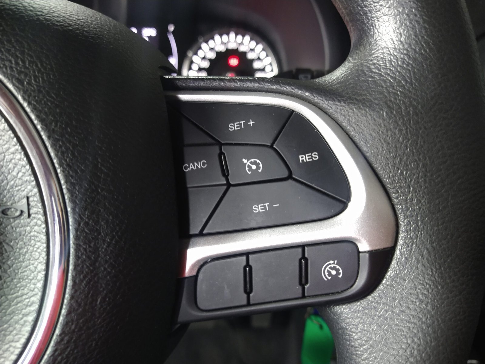 JEEP RENEGADE 1.8 AUTOMÁTICA FLEX 4P. - Imagem 14