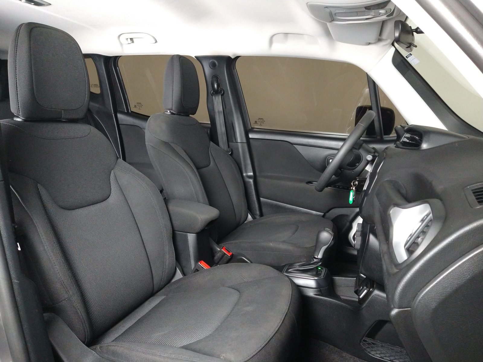 JEEP RENEGADE 1.8 AUTOMÁTICA FLEX 4P. - Imagem 17