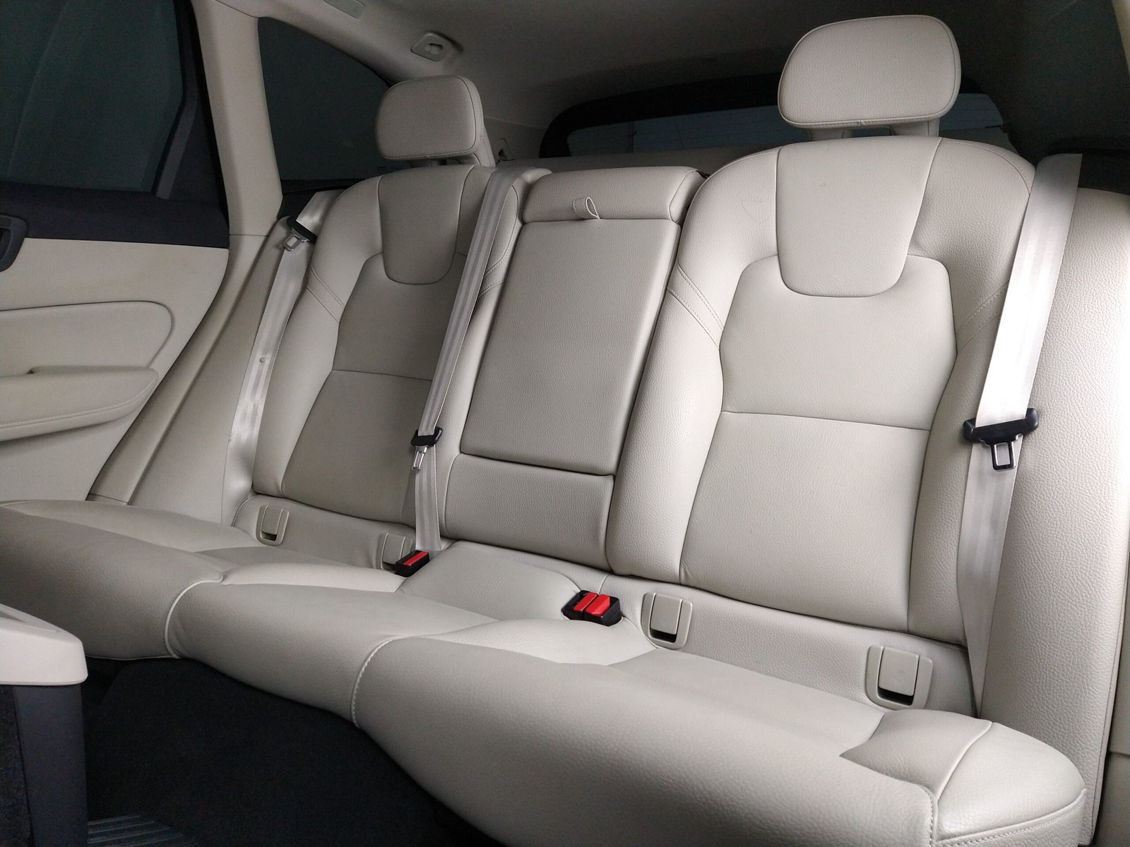 VOLVO XC60 INSCRIPTION EXPRESSION T8 AWD PLUG-IN HYBRID 4P AUTOMÁTICO. - Imagem 13