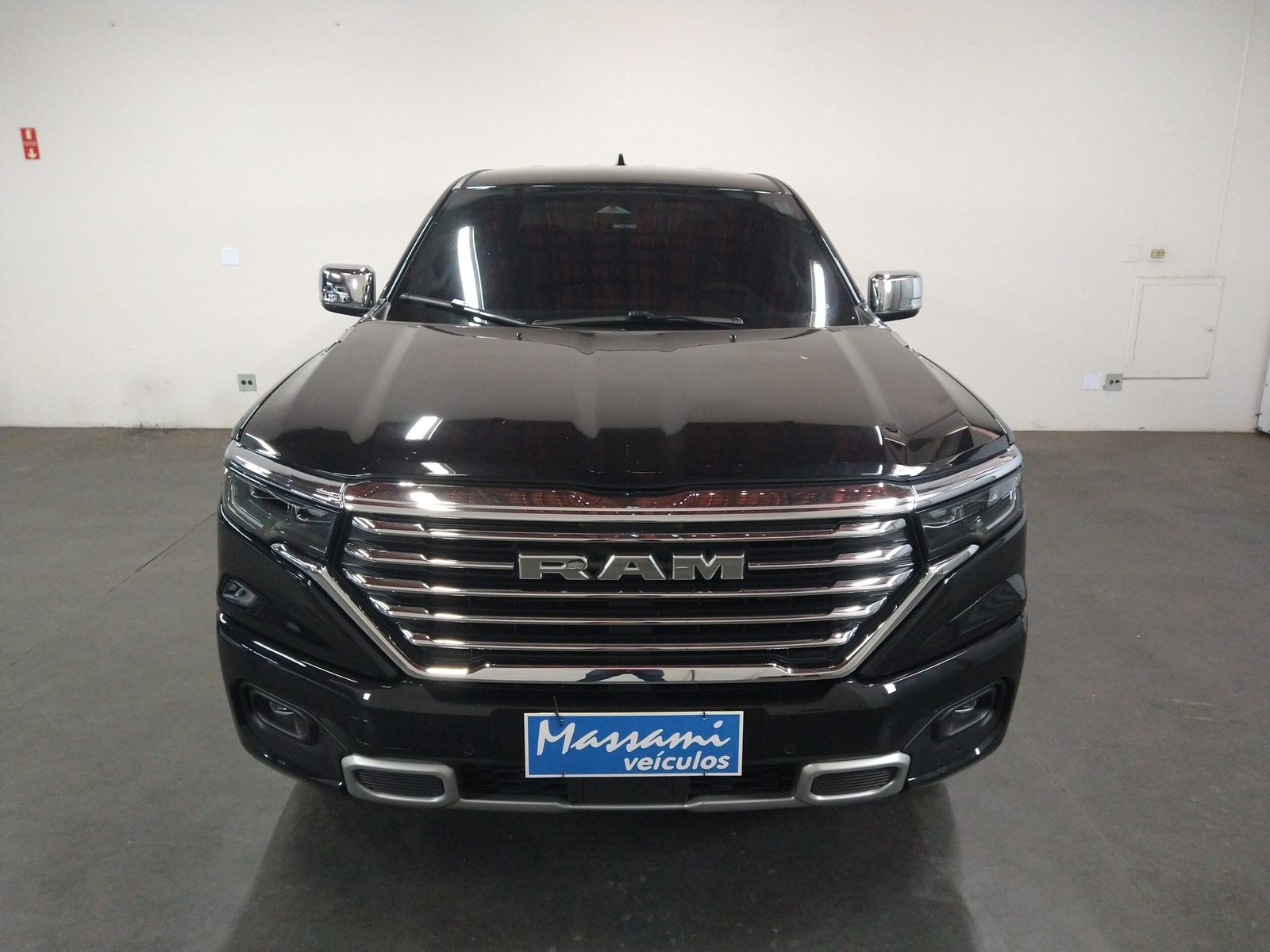 RAM RAMPAGE 2.0 TURBO DIESEL LARAMIE 4X4 AUTOMÁTICO. - Imagem 4