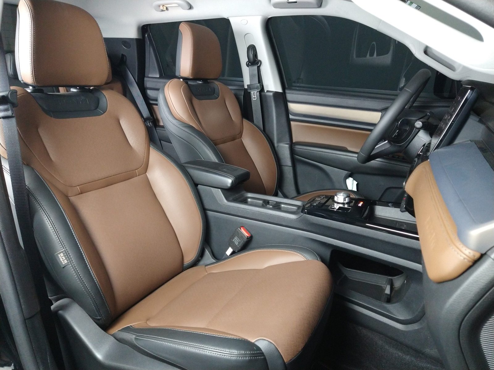 RAM RAMPAGE 2.0 TURBO DIESEL LARAMIE 4X4 AUTOMÁTICO. - Imagem 7