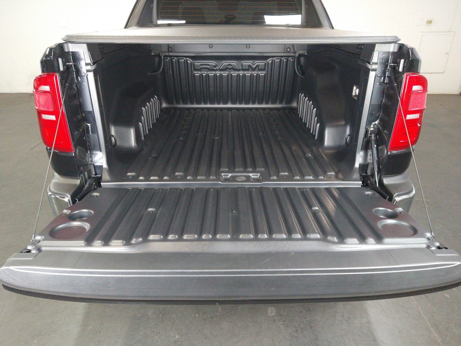 RAM RAMPAGE 2.0 TURBO DIESEL LARAMIE 4X4 AUTOMÁTICO. - Imagem 18