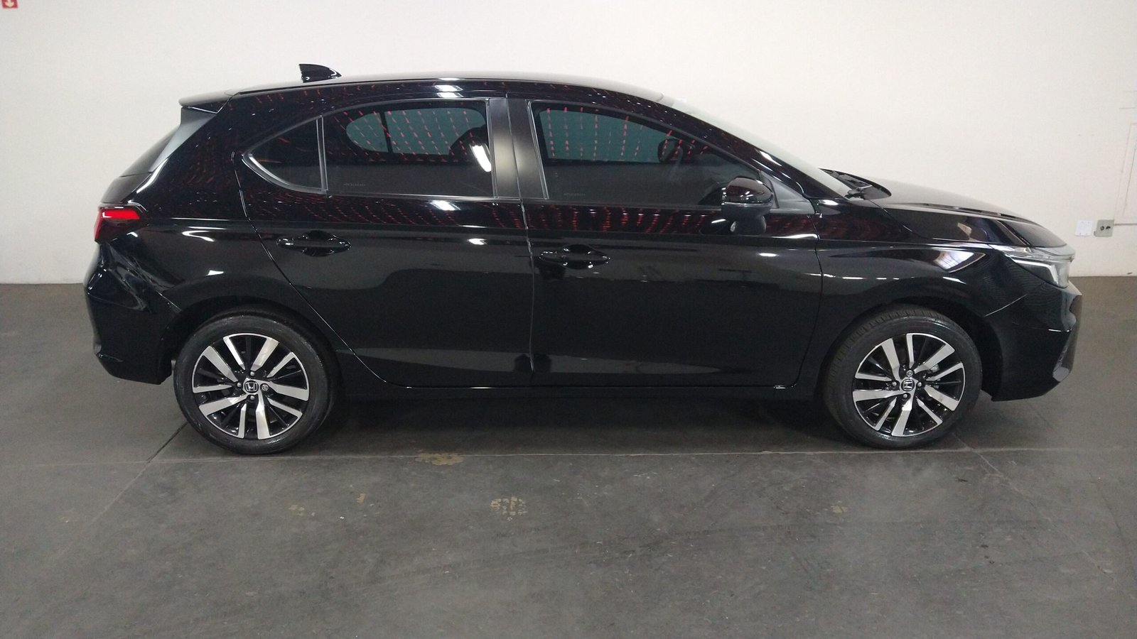 HONDA CITY 1.5 i-VTEC FLEX HATCH EXL CVT - Imagem 22