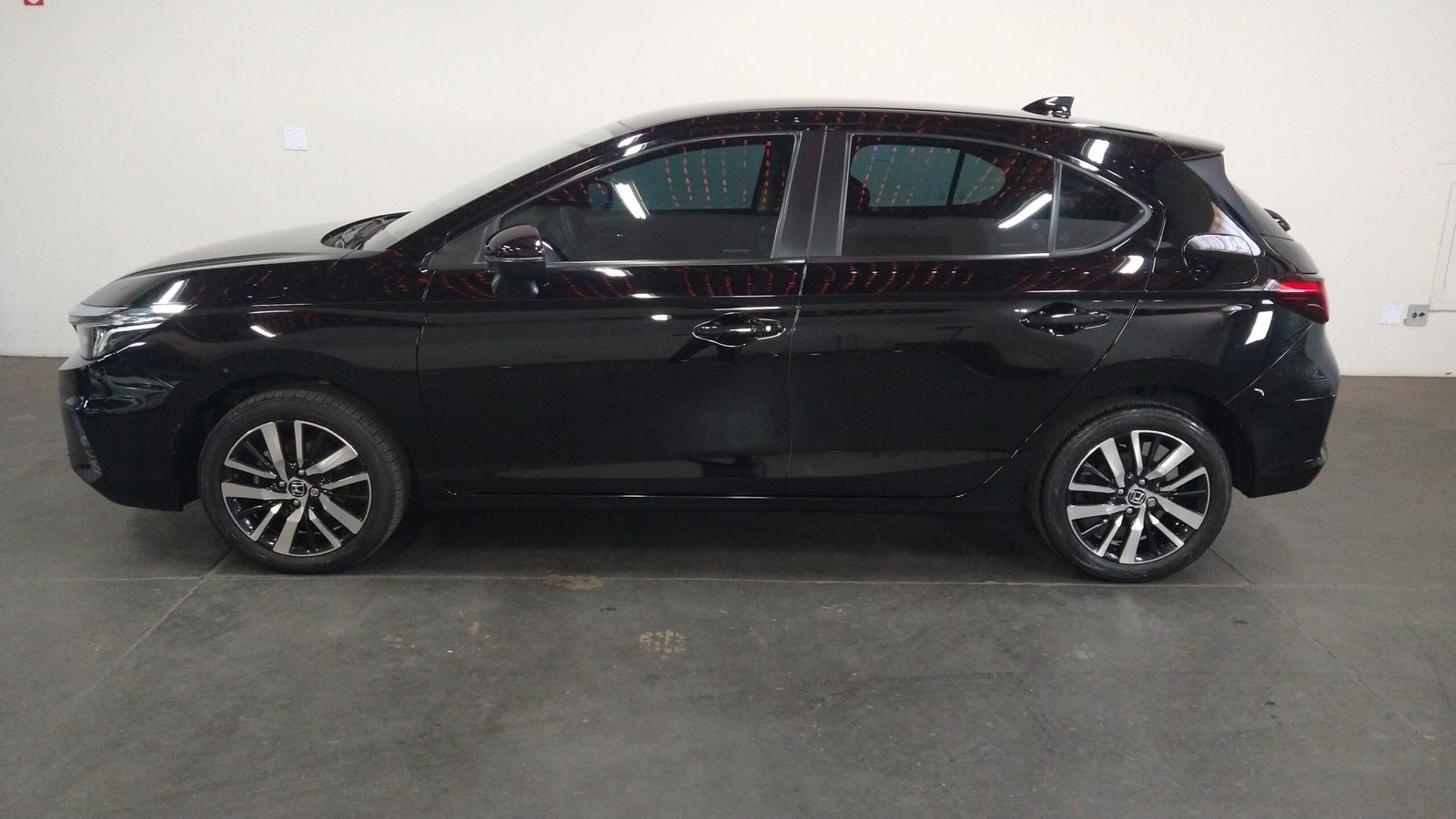 HONDA CITY 1.5 i-VTEC FLEX HATCH EXL CVT - Imagem 23