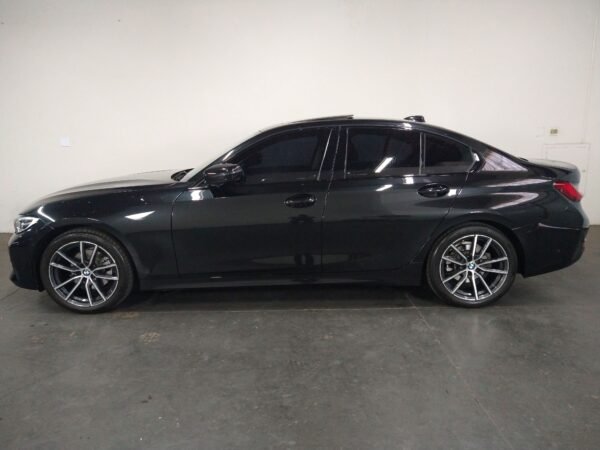 BMW 320i SPORT GP 2.0 16V TURBO AUTOMÁTICA - Imagem 16