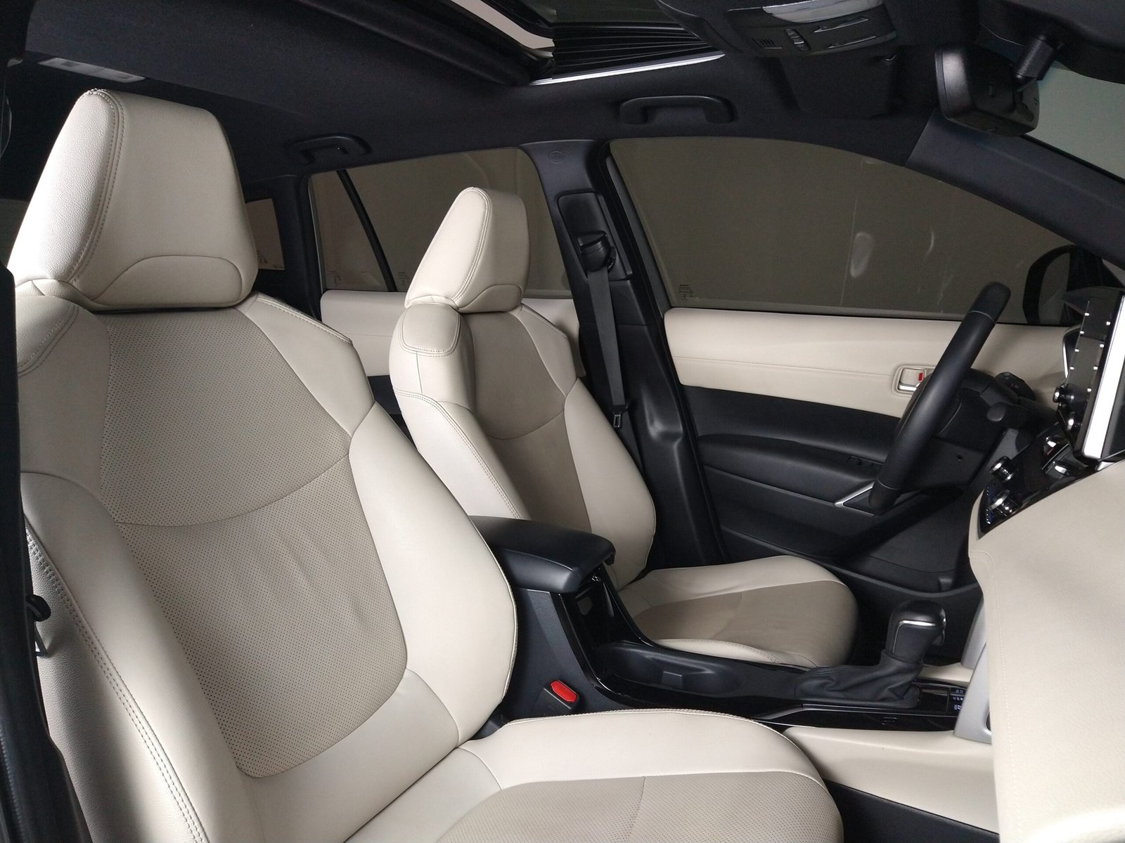 TOYOTA COROLLA CROSS 1.8 XRX FLEX HÍBRIDO 4P AUTOMÁTICO. - Imagem 9