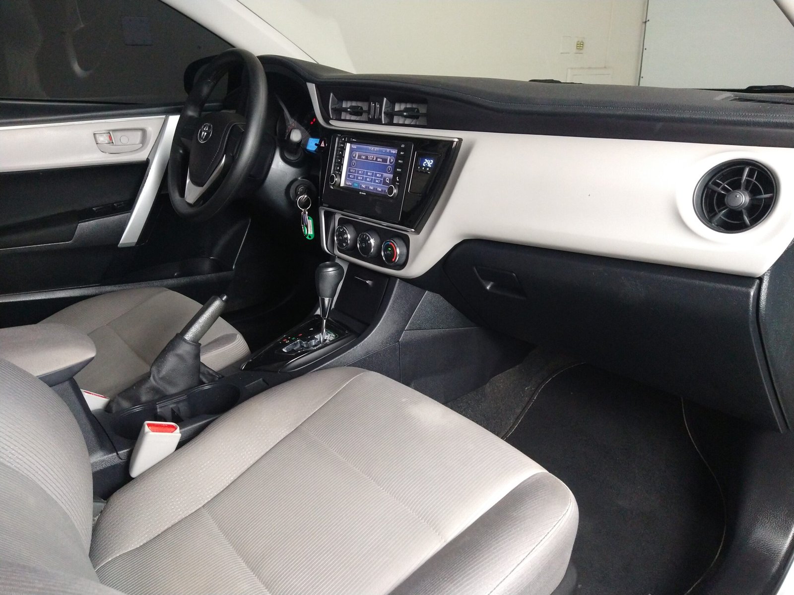 TOYOTA COROLLA 1.8 GLI 16V FLEX 4P CVT AUTOMÁTICO. - Imagem 11