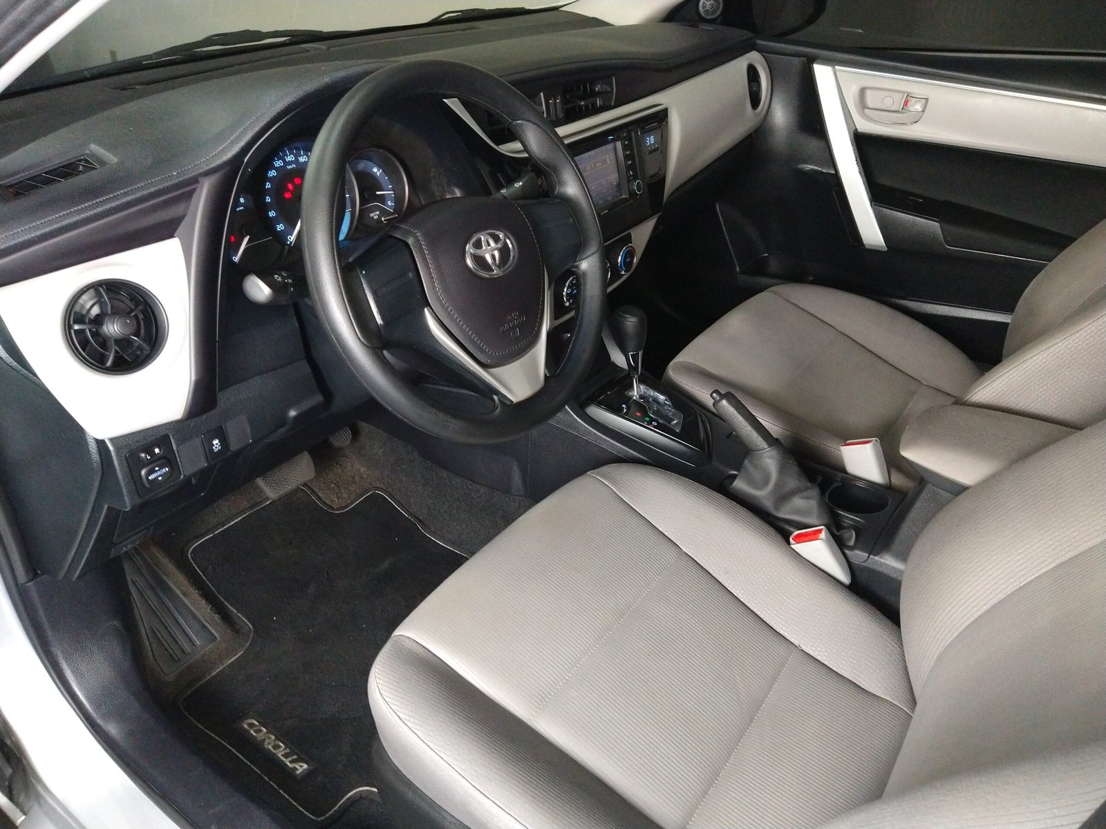 TOYOTA COROLLA 1.8 GLI 16V FLEX 4P CVT AUTOMÁTICO. - Imagem 12