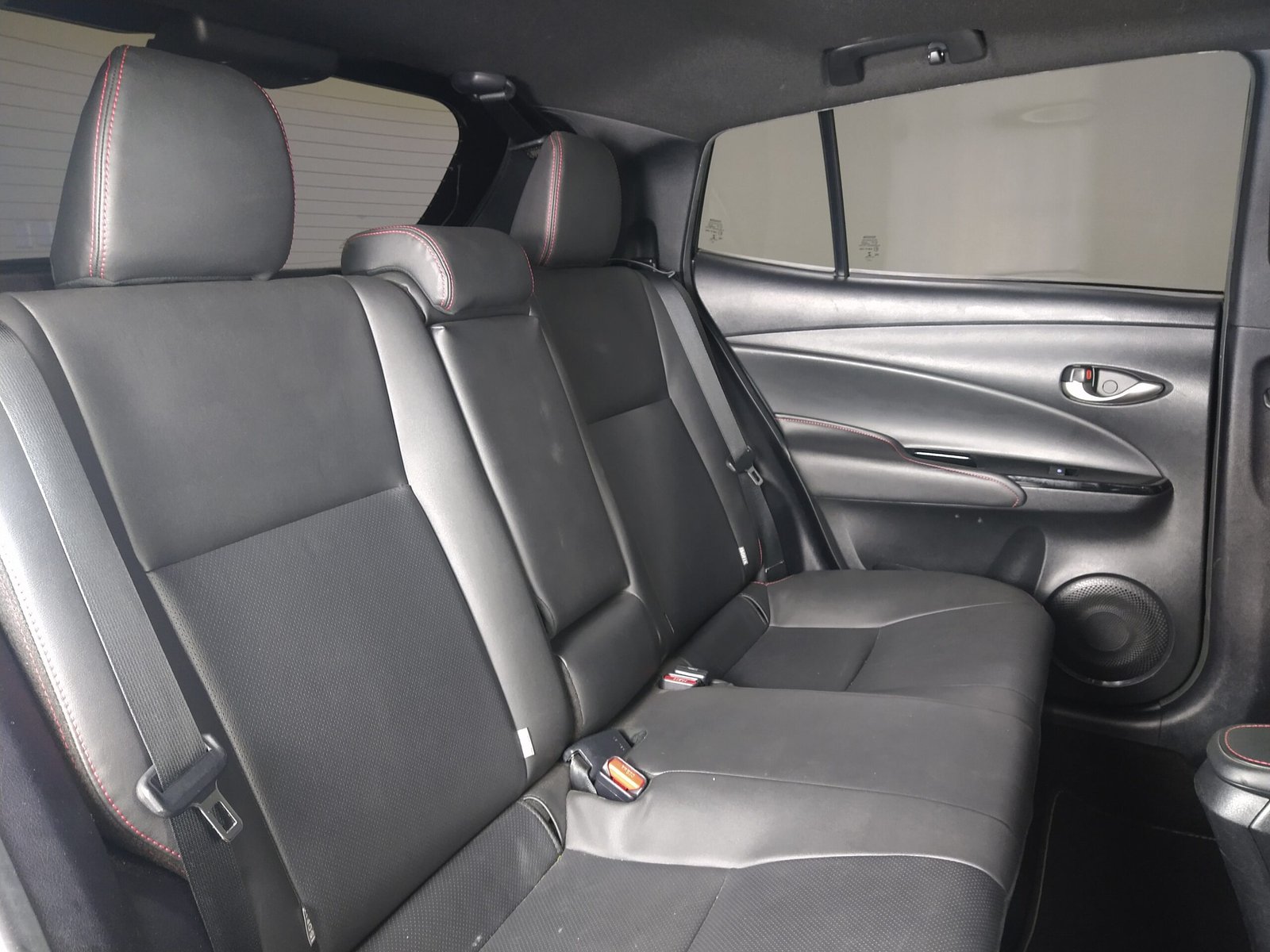 TOYOTA YARIS HATCH 1.5 S FLEX 4P AUTOMÁTICO - Imagem 16