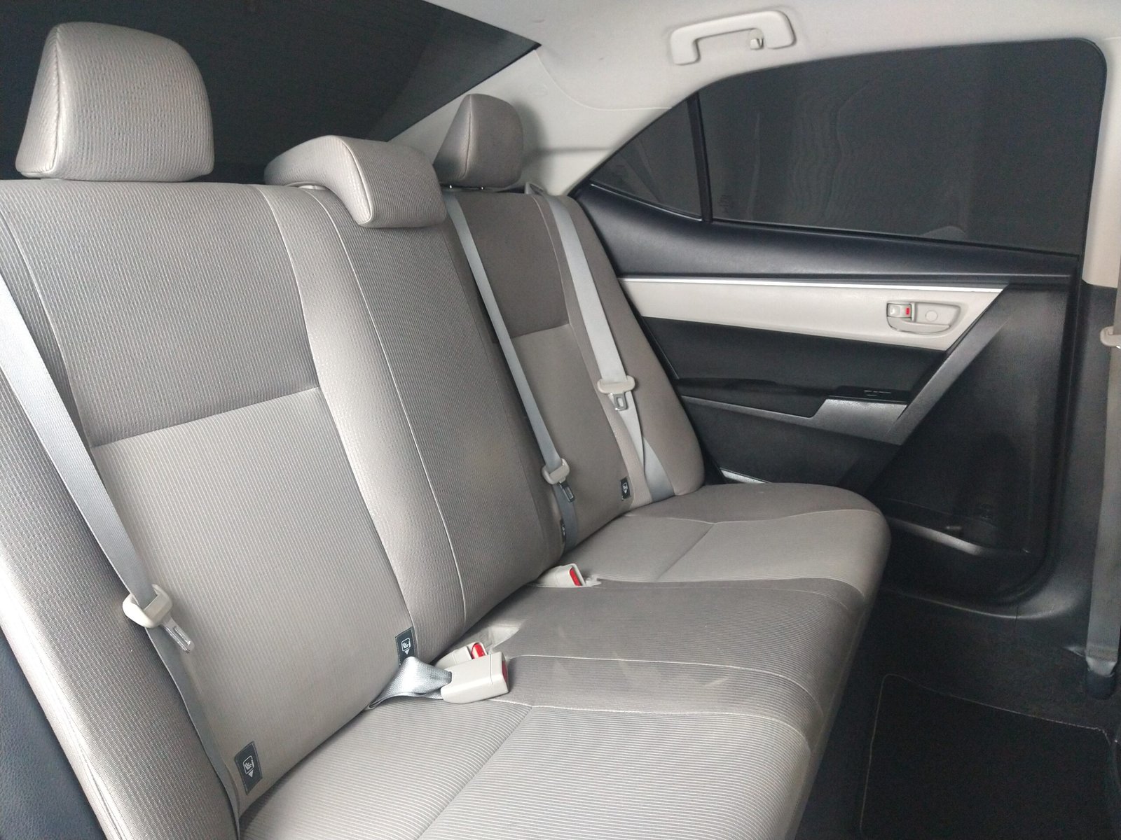 TOYOTA COROLLA 1.8 GLI 16V FLEX 4P CVT AUTOMÁTICO. - Imagem 15