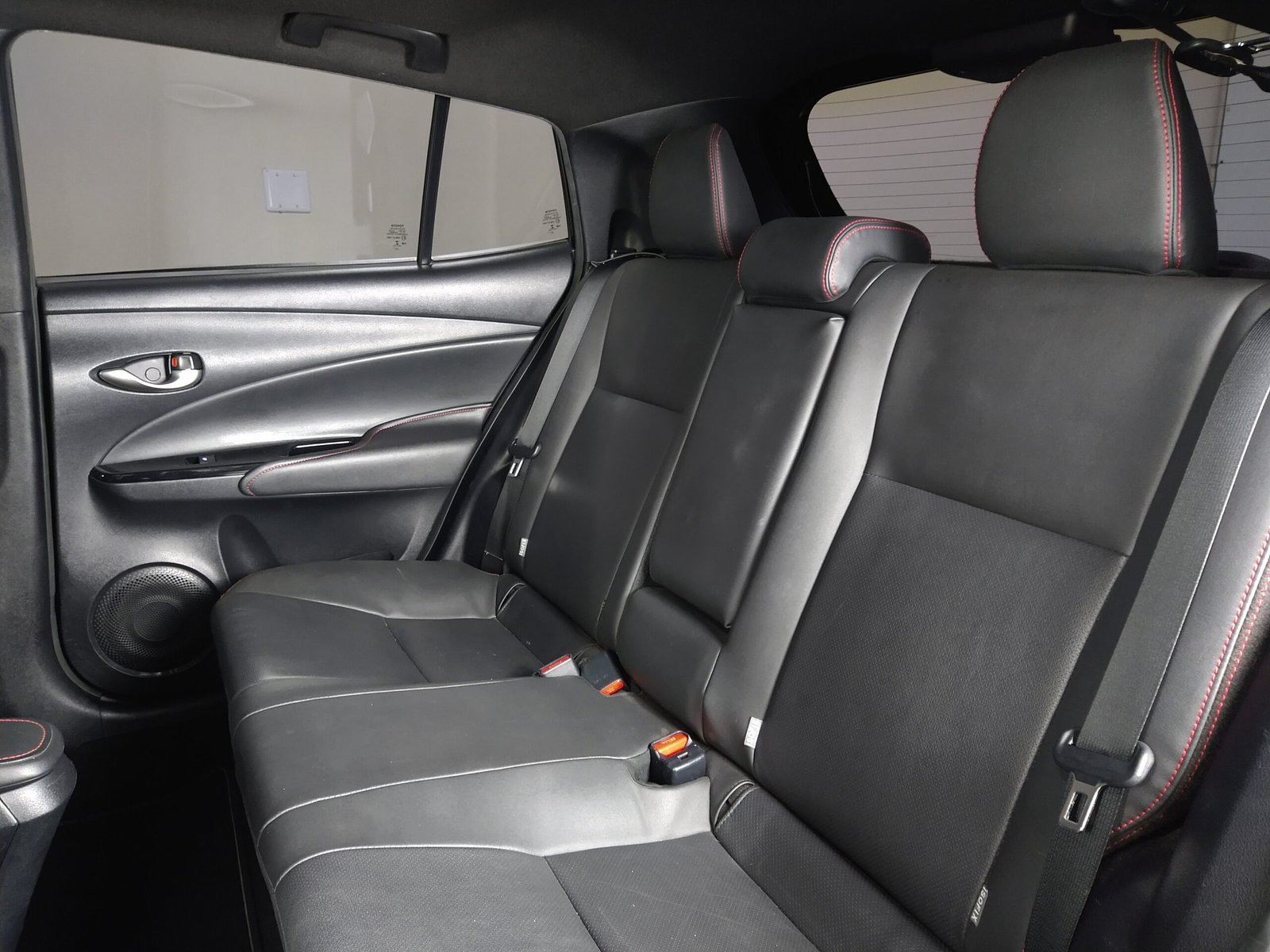 TOYOTA YARIS HATCH 1.5 S FLEX 4P AUTOMÁTICO - Imagem 19