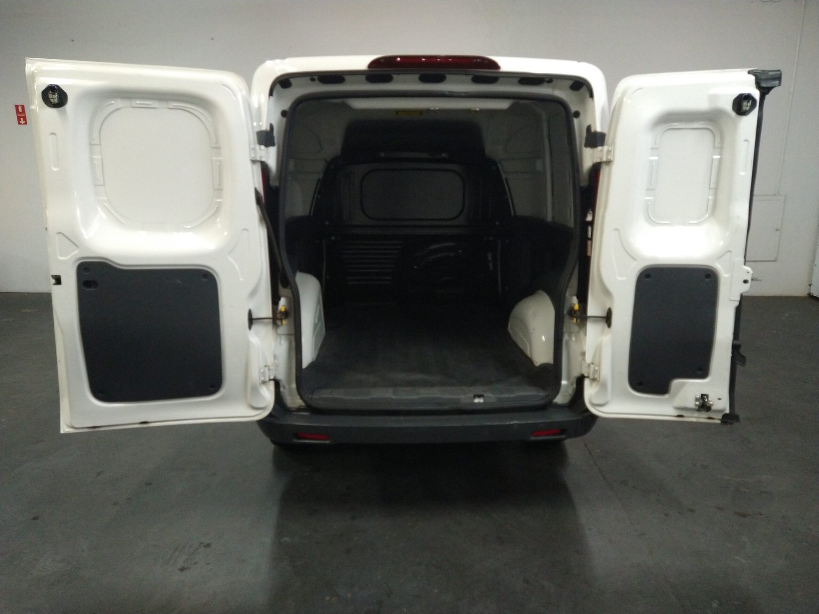 FIAT FIORINO HARD WORKING FLEX 2P MANUAL - Imagem 14