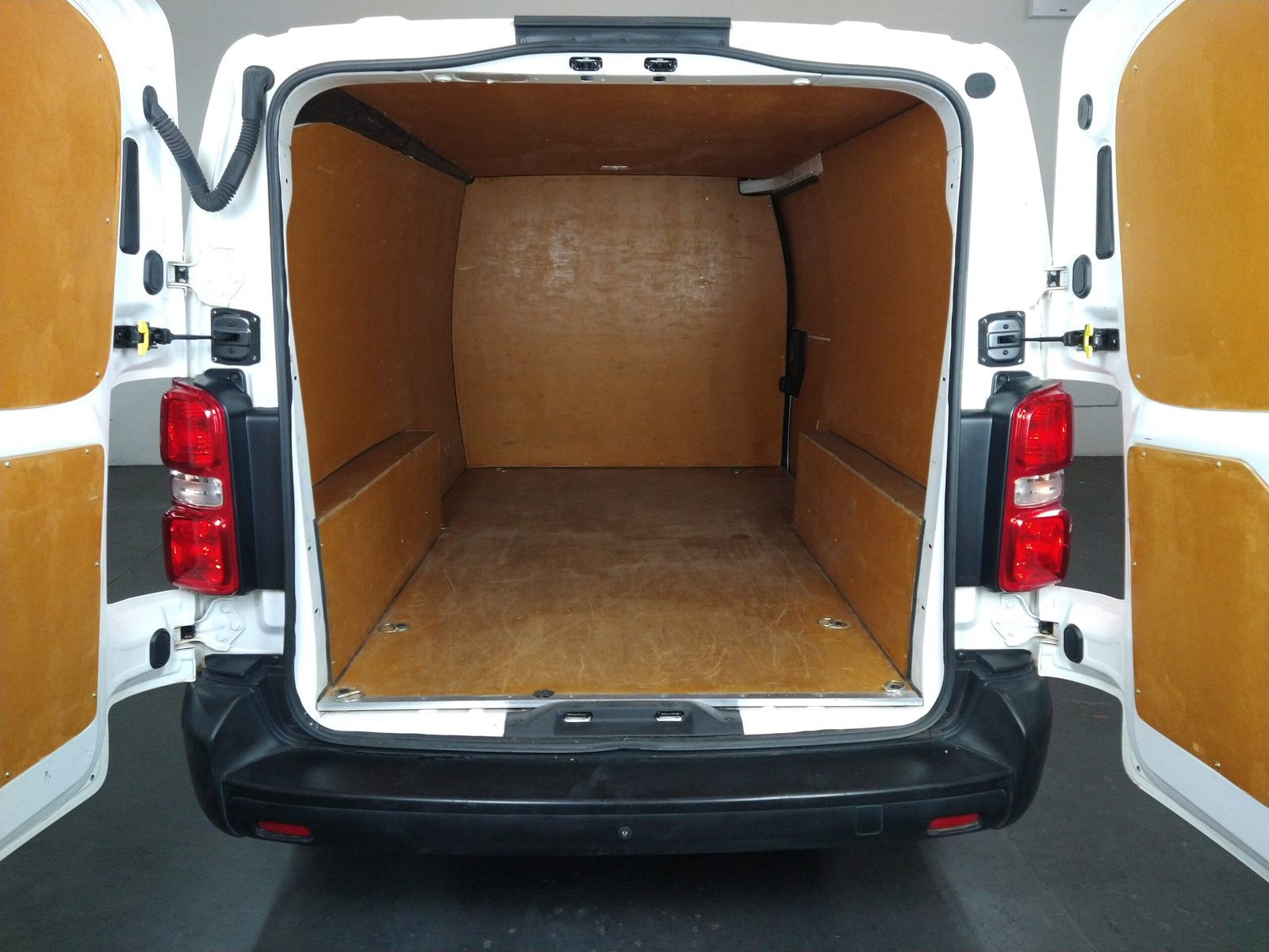 CITROËN JUMPY 1.5 TURBO DIESEL CARGO 3P MANUAL - Imagem 14