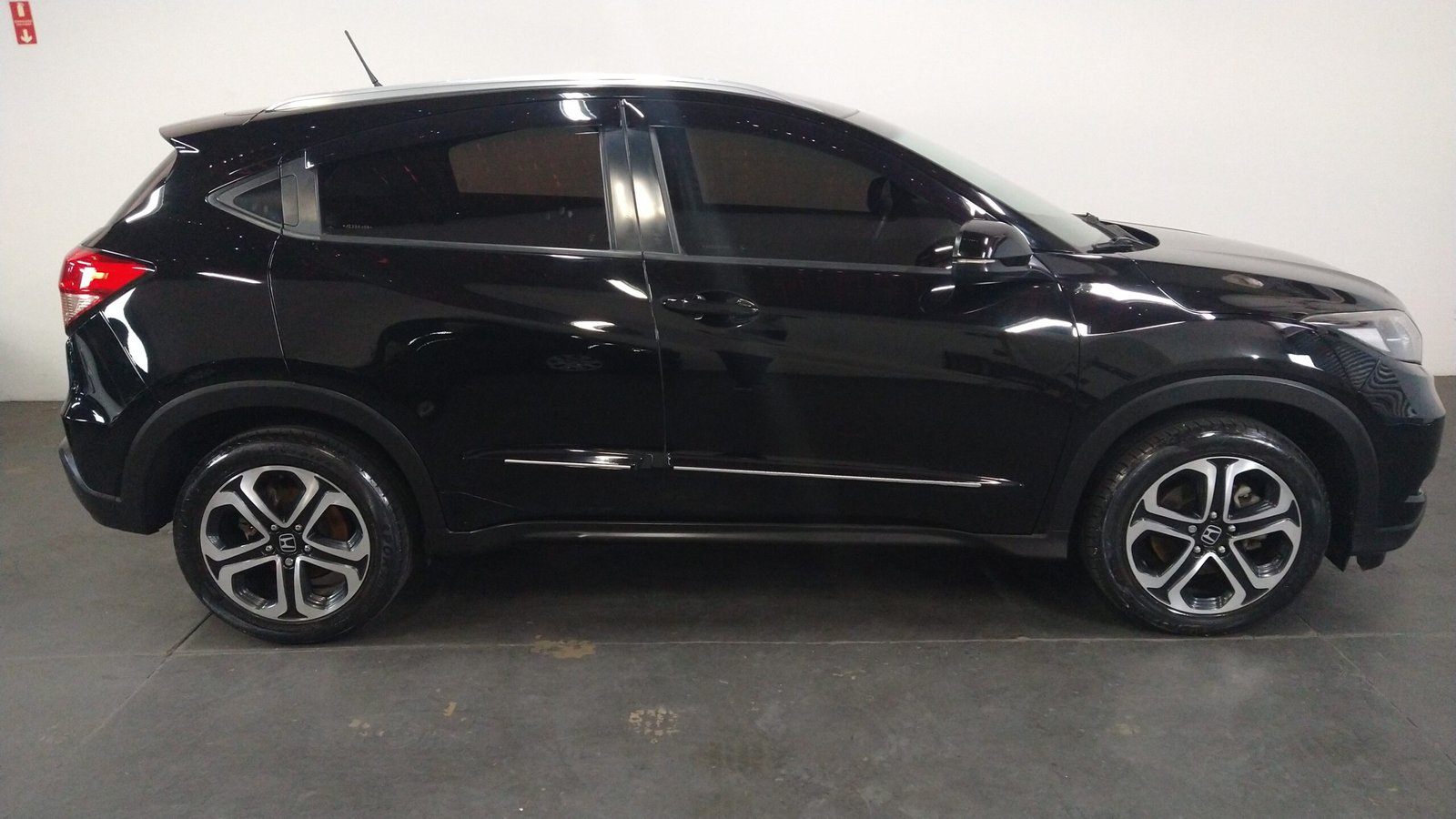 HONDA HR-V EX 1.8 16V i-VTEC AUTOMÁTICO FLEX 4P. - Imagem 24