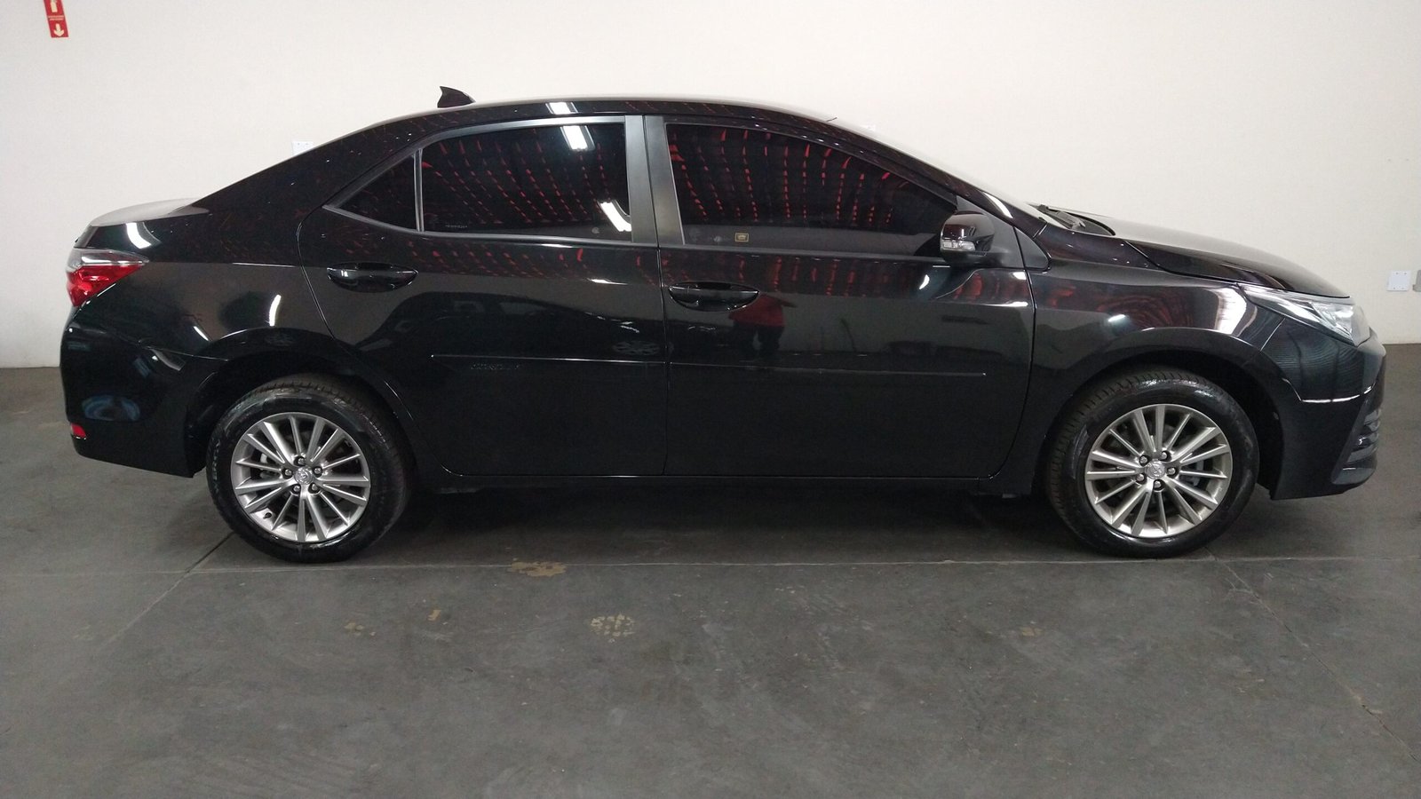 TOYOTA COROLLA 1.8 GLI UPPER 16V FLEX 4P AUTOMÁTICO - Imagem 23