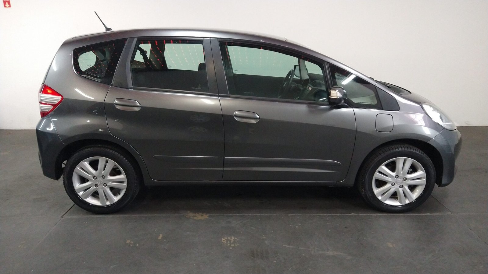 HONDA FIT EX 1.5 16V i-VTEC AUTOMÁTICO FLEX 4P. - Imagem 26
