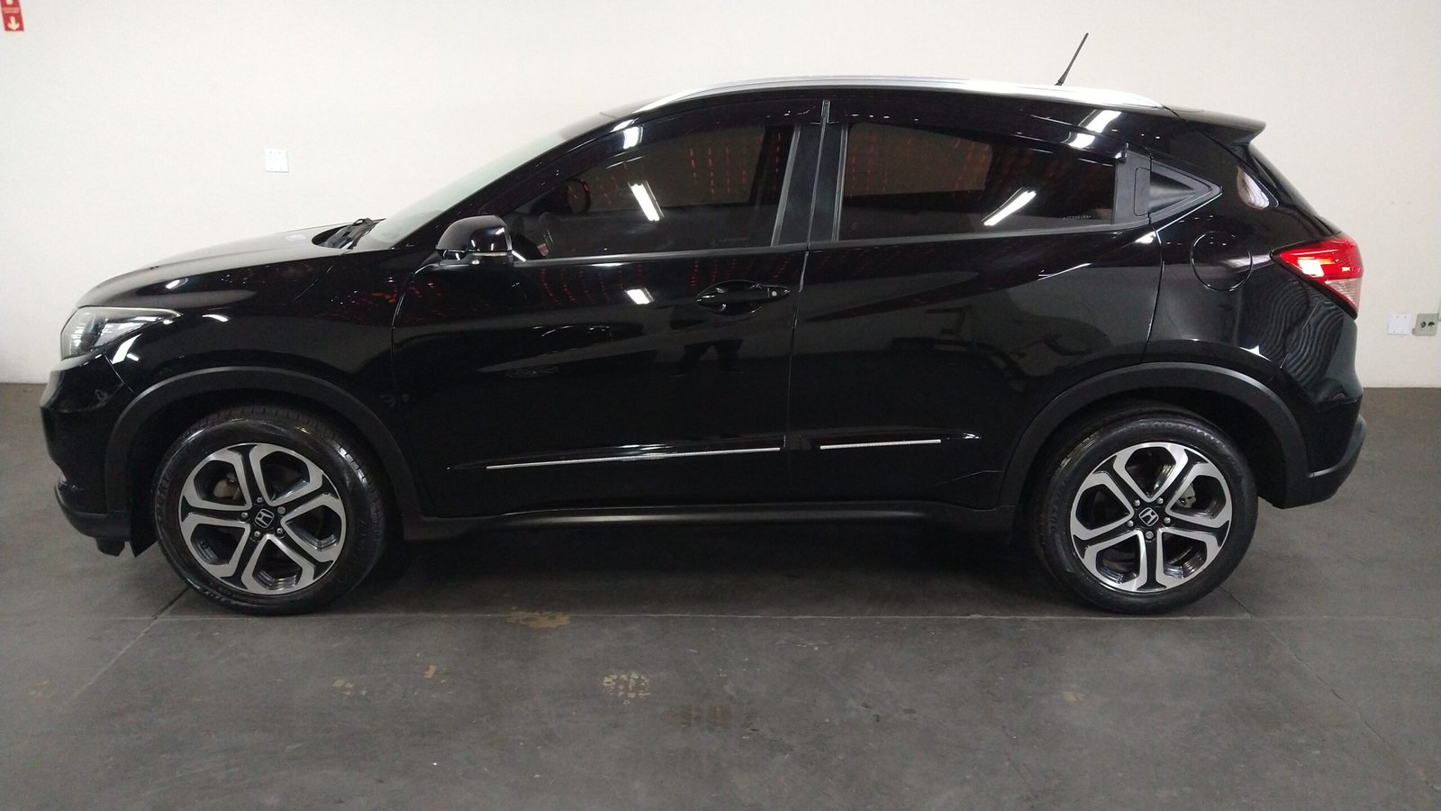 HONDA HR-V EX 1.8 16V i-VTEC AUTOMÁTICO FLEX 4P. - Imagem 25