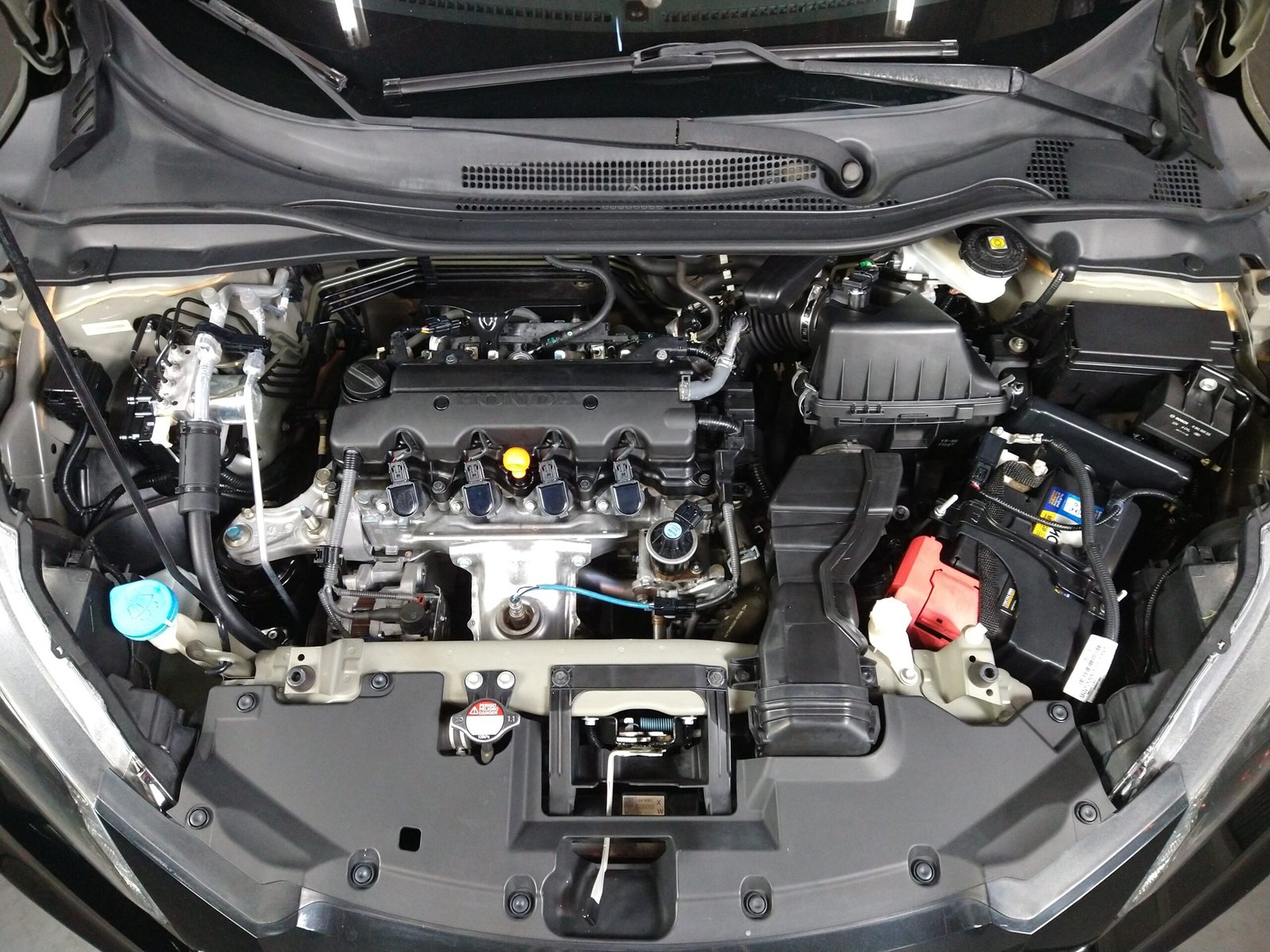 HONDA HR-V EX 1.8 16V i-VTEC AUTOMÁTICO FLEX 4P. - Imagem 26