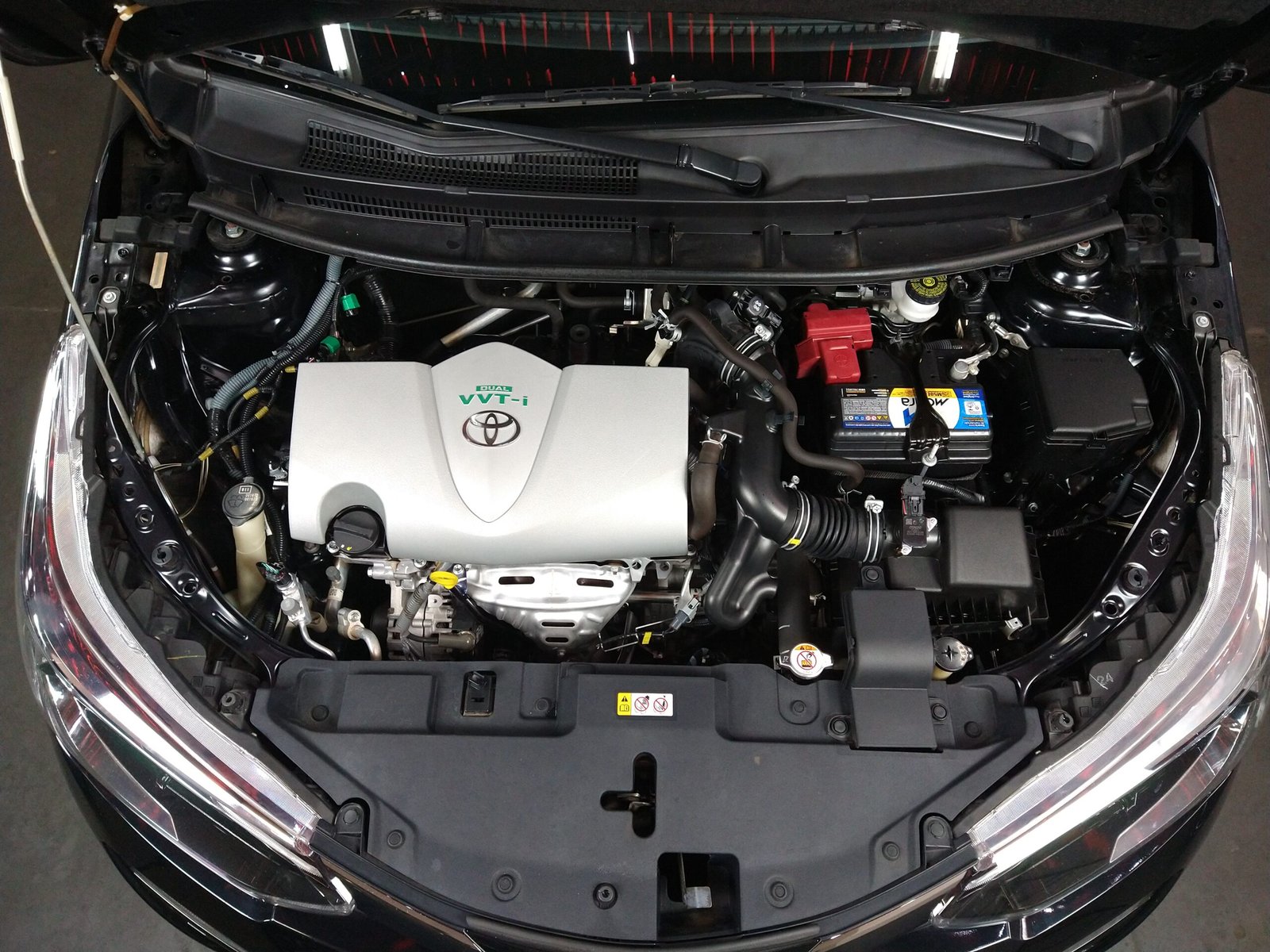 TOYOTA YARIS HATCH 1.5 S FLEX 4P AUTOMÁTICO - Imagem 25