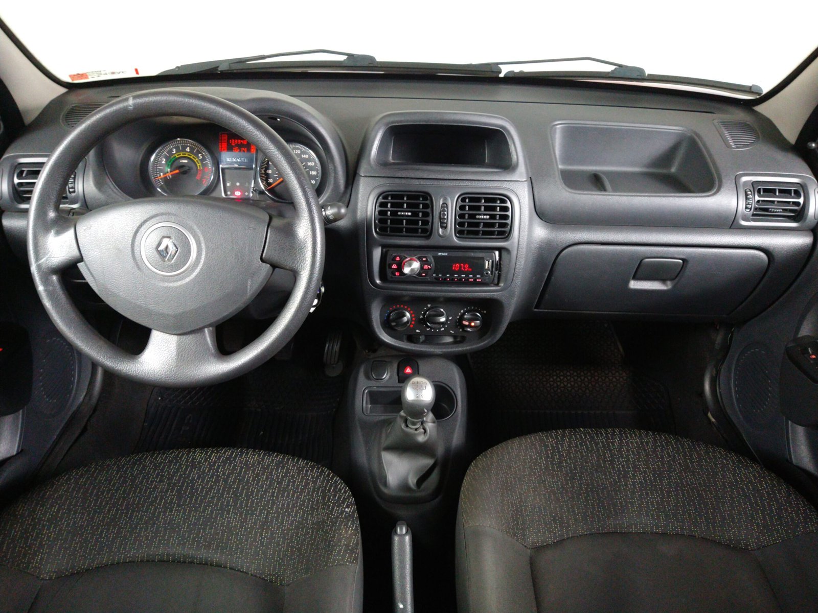 RENAULT CLIO EXPRESSION 1.0 16V MANUAL FLEX 4P. - Imagem 9