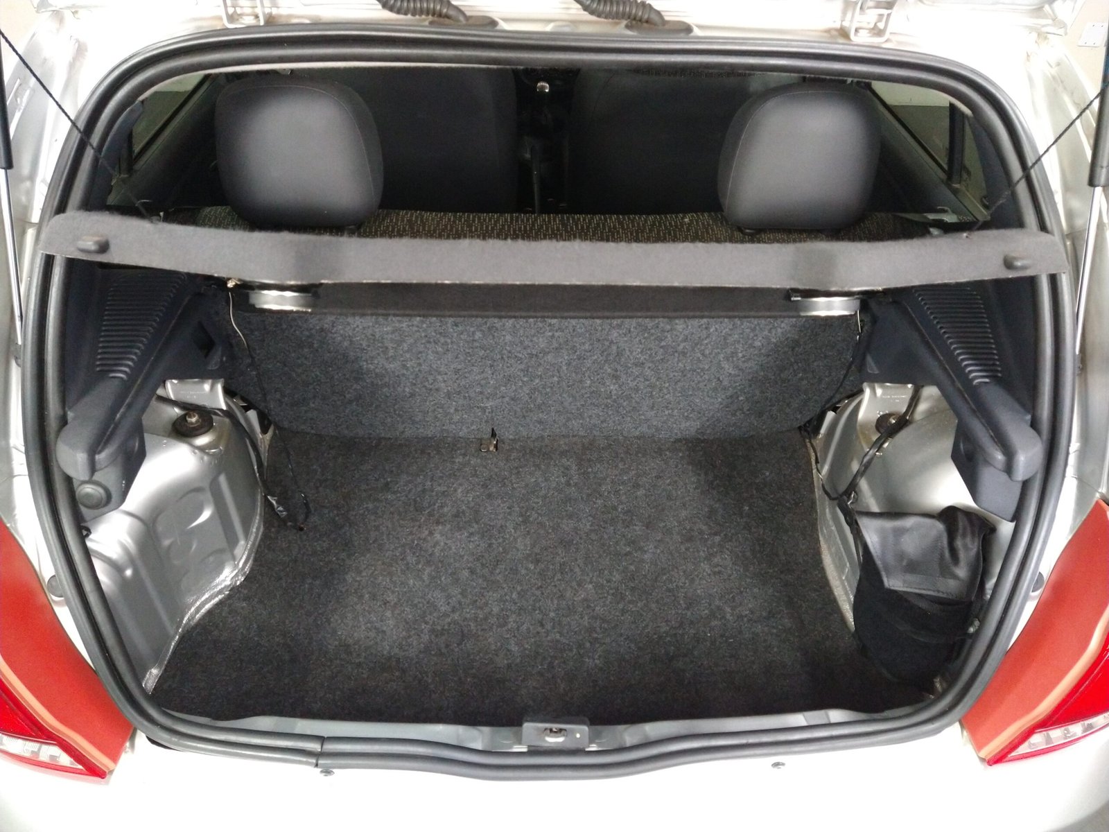 RENAULT CLIO EXPRESSION 1.0 16V MANUAL FLEX 4P. - Imagem 18