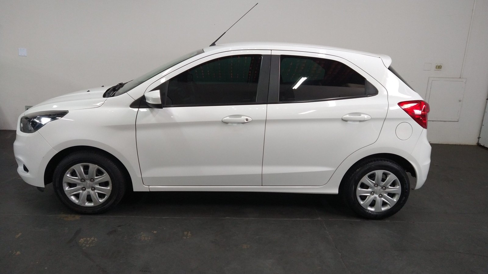 FORD KA HATCH SE 1.0 12V 4P FLEX - Imagem 23