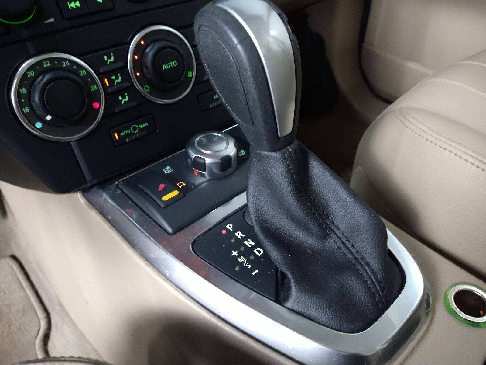 LAND ROVER FREELANDER 2 SD4 2.2 S 4X4 AUTOMÁTICO DIESEL. - Imagem 6