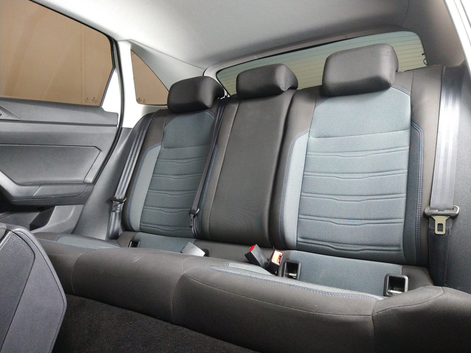 VOLKSWAGEN NIVUS COMFORTLINE 1.0 200 TSI AUTOMÁTICO 4P FLEX. - Imagem 19