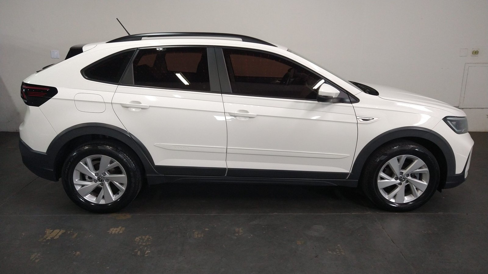 VOLKSWAGEN NIVUS COMFORTLINE 1.0 200 TSI AUTOMÁTICO 4P FLEX. - Imagem 27
