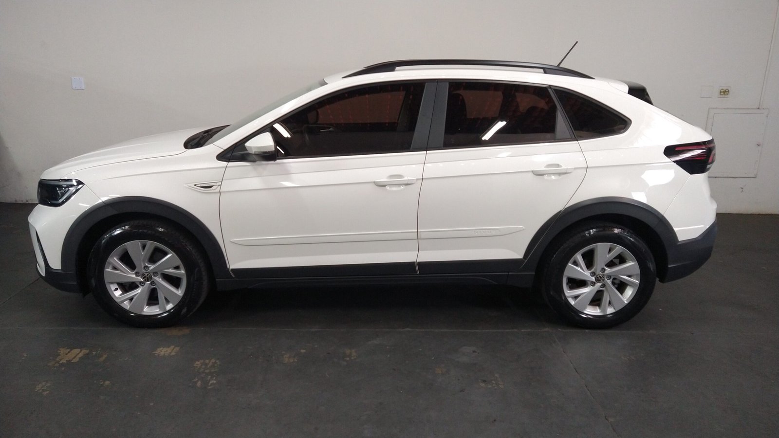 VOLKSWAGEN NIVUS COMFORTLINE 1.0 200 TSI AUTOMÁTICO 4P FLEX. - Imagem 28