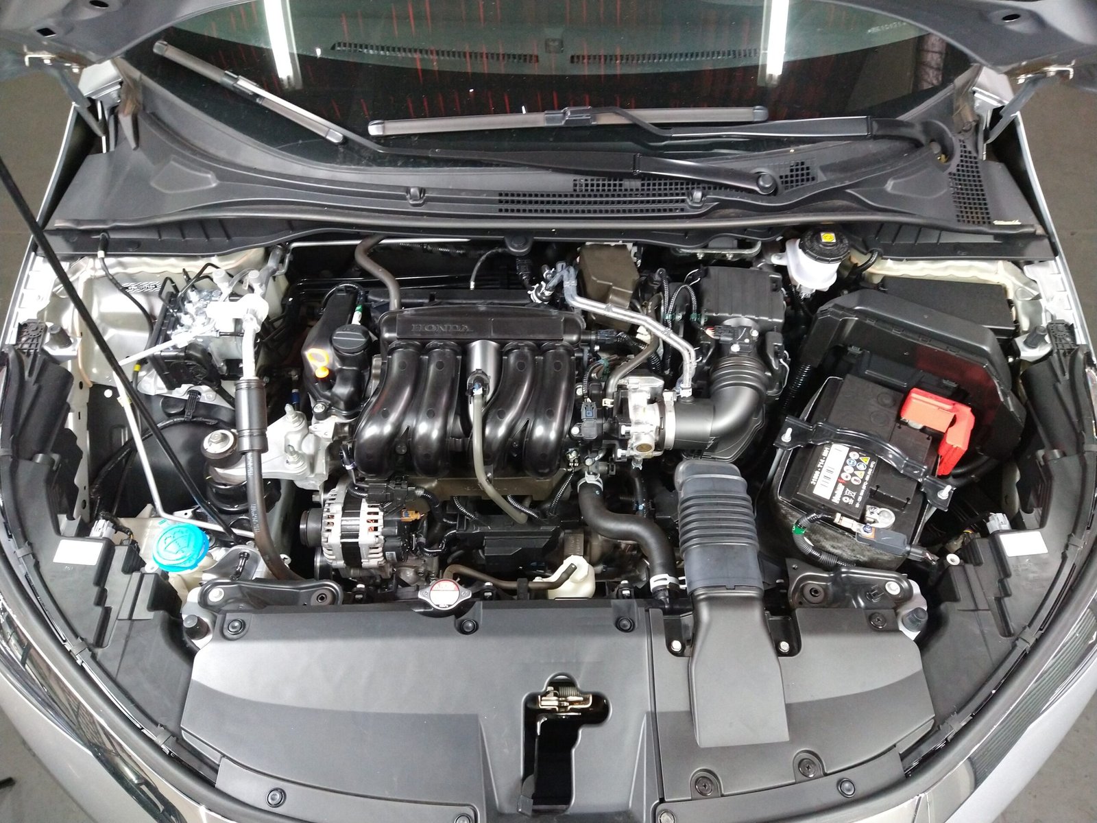 HONDA CITY1.5 i-VTEC SEDAN TOURING CVT FLEX 4 PORTAS - Imagem 30