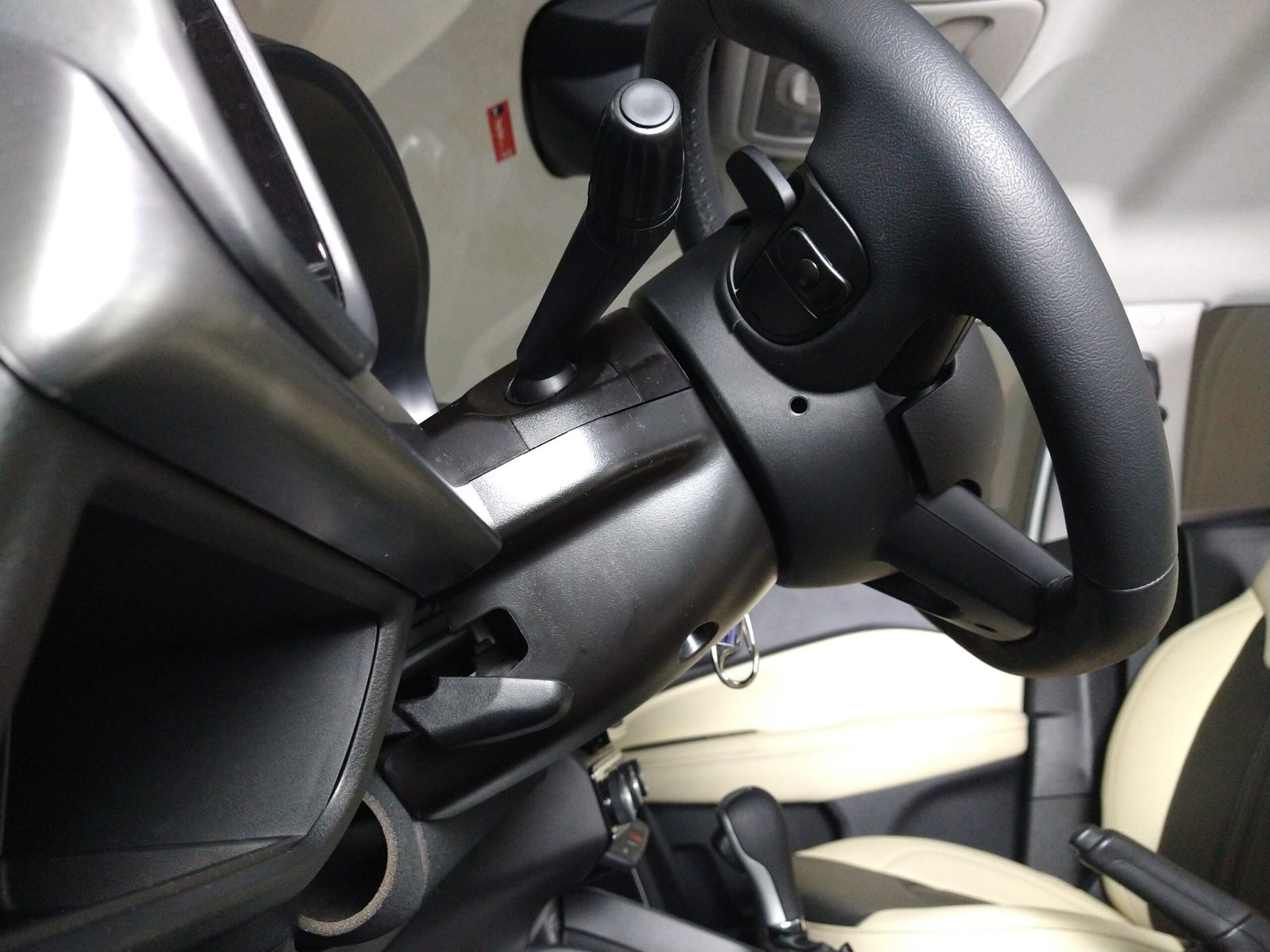 FIAT TORO FREEDOM TURBO T270 FLEX 4P AUTOMÁTICO - Imagem 7