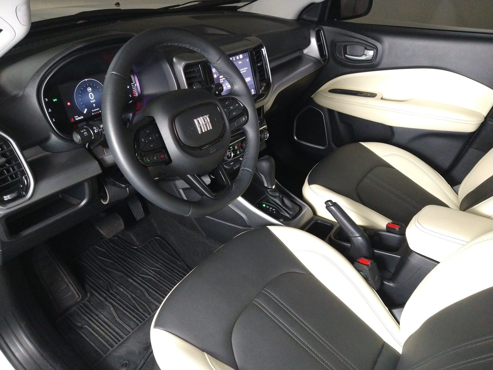 FIAT TORO FREEDOM TURBO T270 FLEX 4P AUTOMÁTICO - Imagem 17