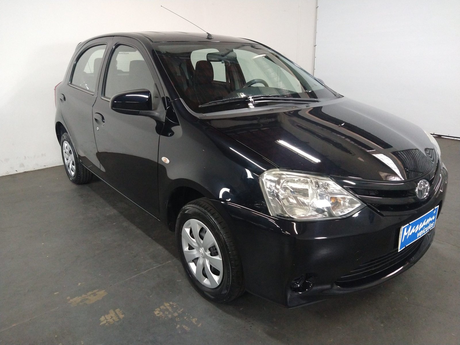 TOYOTA ETIOS HATCH 1.3 X FLEX 4P MANUAL. - Imagem 2