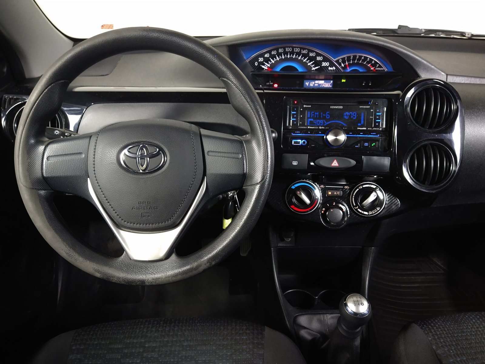 TOYOTA ETIOS HATCH 1.3 X FLEX 4P MANUAL. - Imagem 5