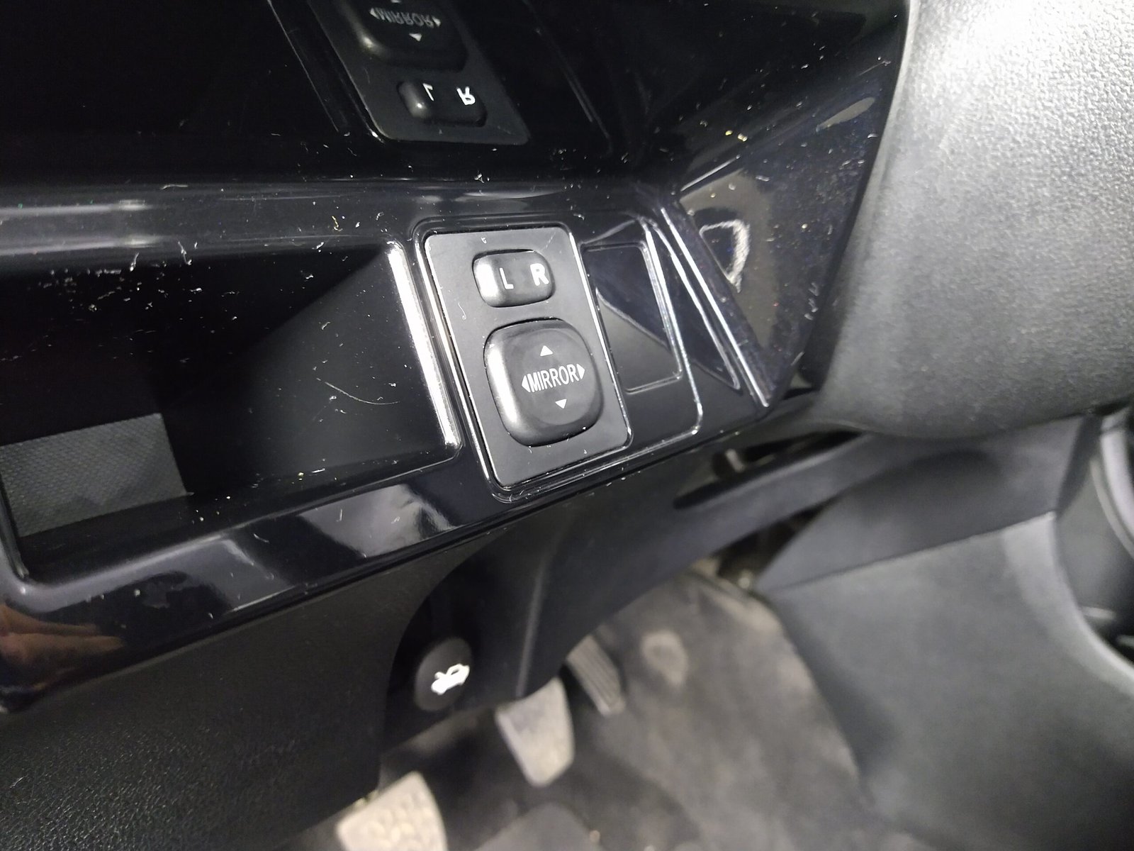 TOYOTA ETIOS HATCH 1.3 X FLEX 4P MANUAL. - Imagem 7