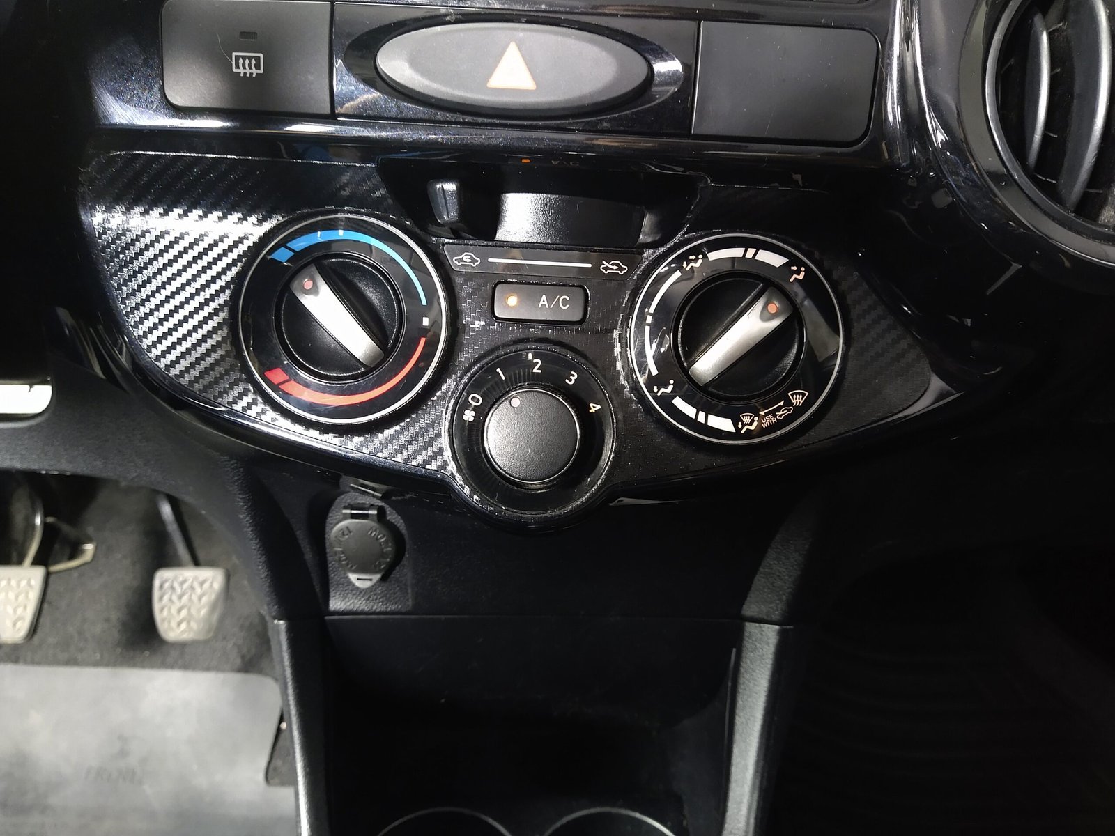 TOYOTA ETIOS HATCH 1.3 X FLEX 4P MANUAL. - Imagem 9