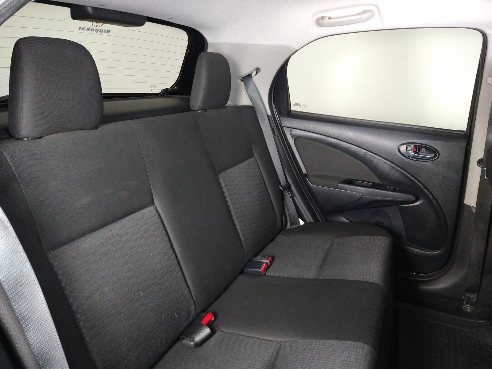 TOYOTA ETIOS HATCH 1.3 X FLEX 4P MANUAL. - Imagem 17