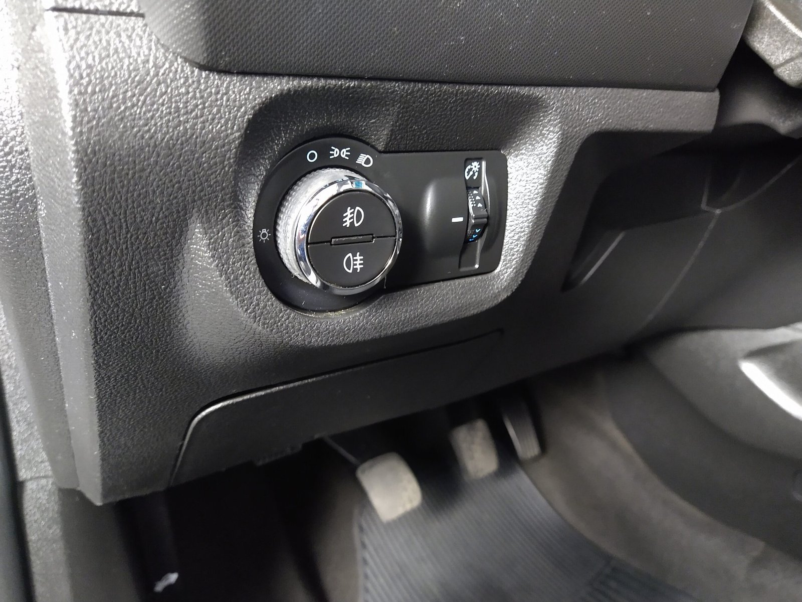 CHEVROLET ONIX LTZ 1.4 FLEX 4P MANUAL. - Imagem 8