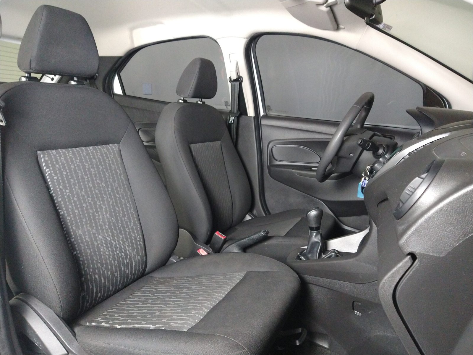 FORD KA SE 1.0 FLEX 4 PORTAS MANUAL - Imagem 15