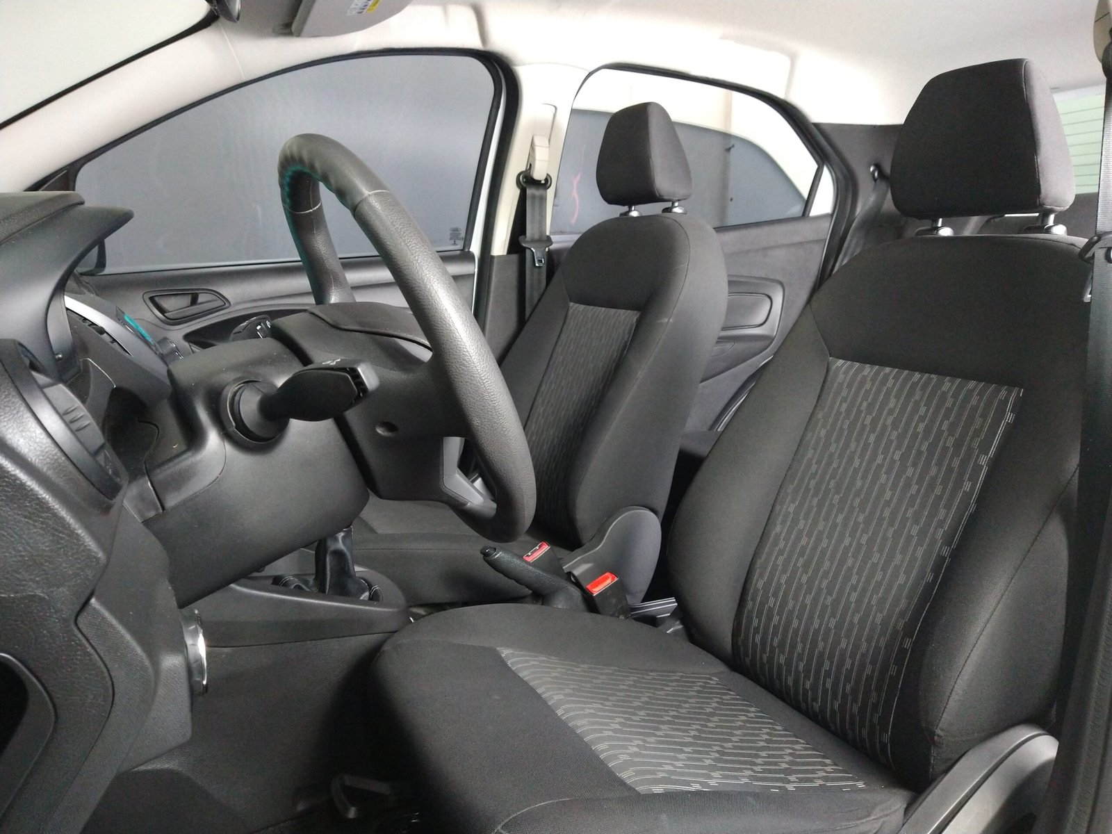 FORD KA SE 1.0 FLEX 4 PORTAS MANUAL - Imagem 18