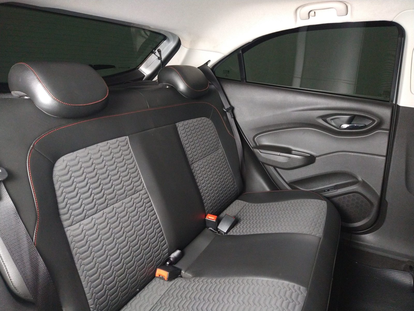 CHEVROLET ONIX LTZ 1.4 FLEX 4P MANUAL. - Imagem 20