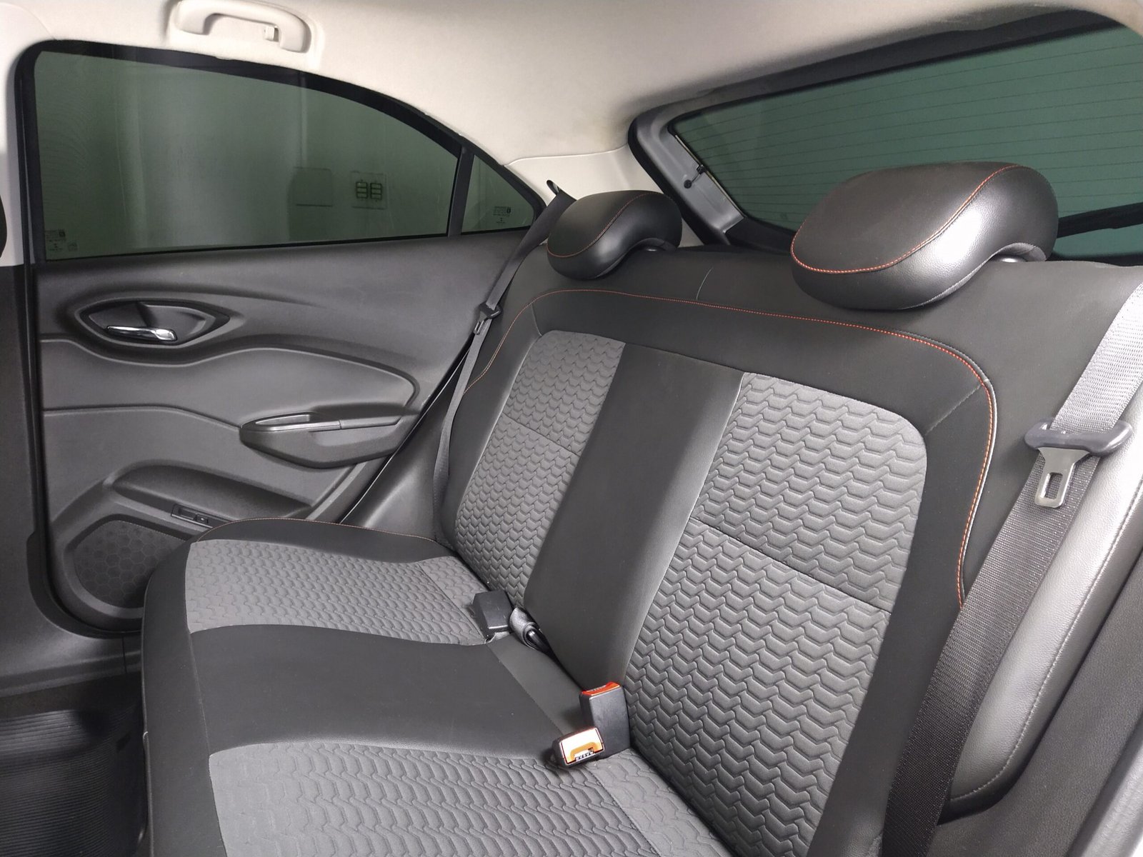CHEVROLET ONIX LTZ 1.4 FLEX 4P MANUAL. - Imagem 23