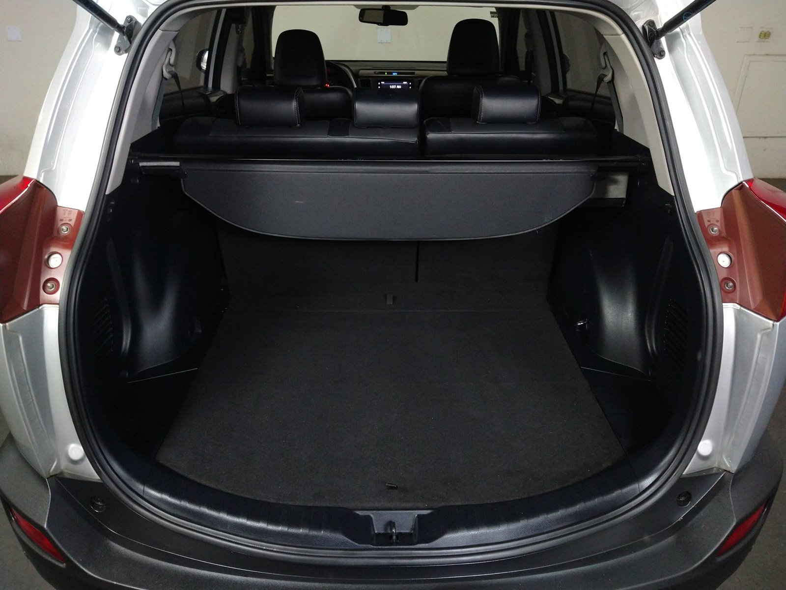 TOYOTA RAV 4 2.0 4X4 16V GASOLINA 4P. AUTOMÁTICO. - Imagem 30