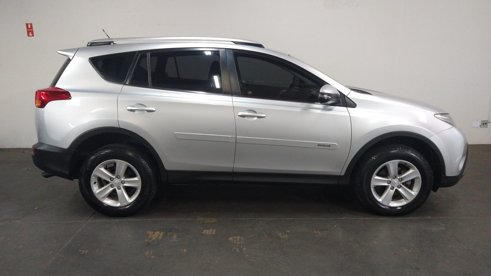 TOYOTA RAV 4 2.0 4X4 16V GASOLINA 4P. AUTOMÁTICO. - Imagem 33