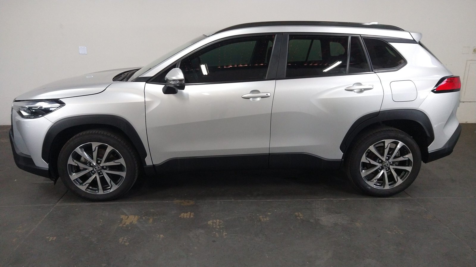 TOYOTA COROLLA CROSS 2.0 XRE FLEX 4P AUTOMÁTICO - Imagem 30