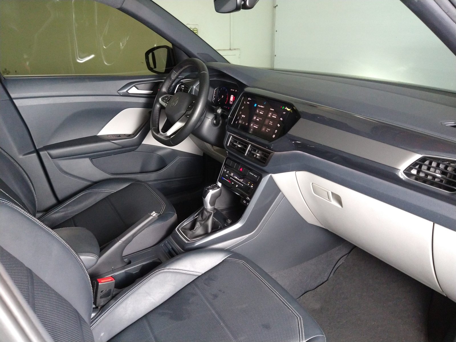 VOLKSWAGEN T-CROSS HIGHLINE 1.4 250 TSI AUTOMÁTICO FLEX - Imagem 17